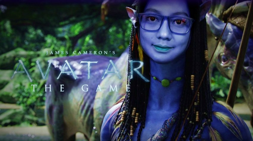 Minta latar diedit warna biru, 10 hasil foto cewek ini jadi kocak abis