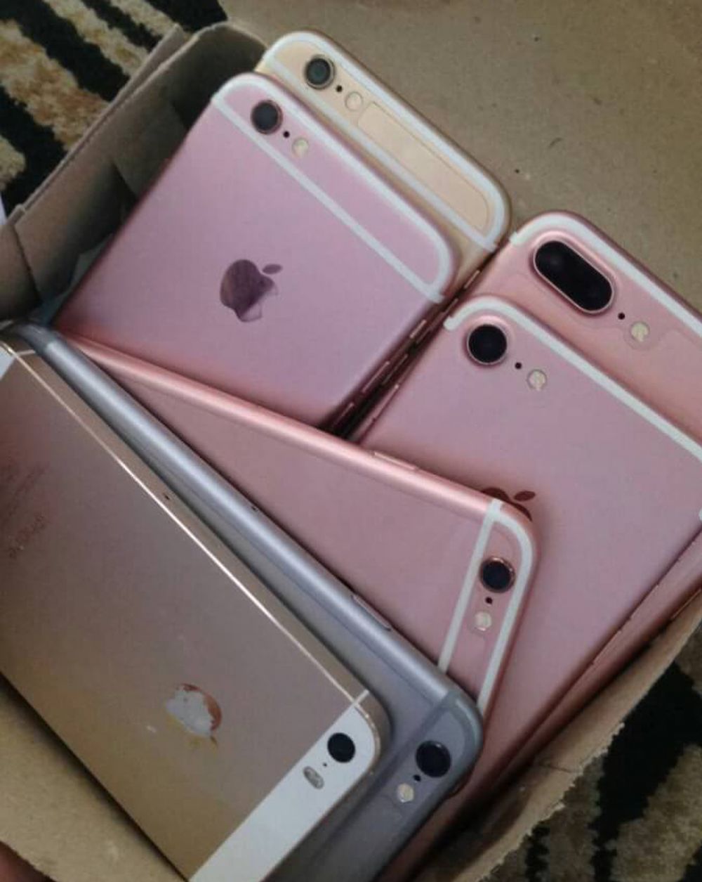 Isi 7 kardus snack nyeleneh ala orang Indonesia, bikin ketawa bingung