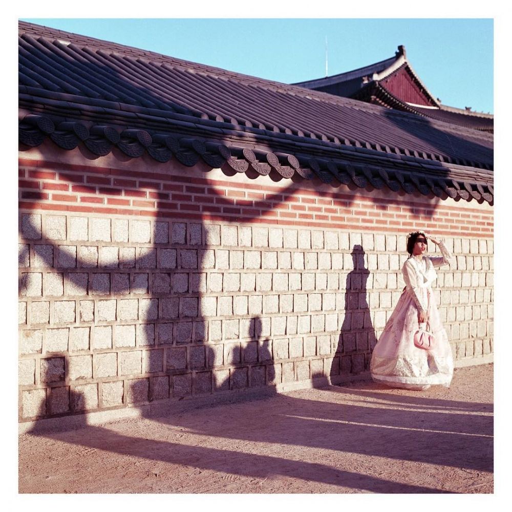 8 Momen seru Vincent Rompies syuting di Korea, tingkahnya iseng banget