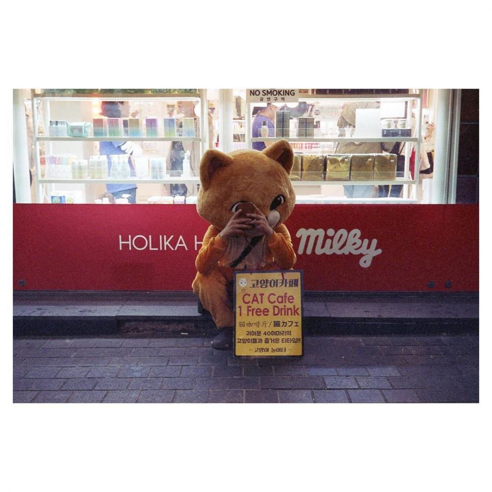 8 Momen seru Vincent Rompies syuting di Korea, tingkahnya iseng banget