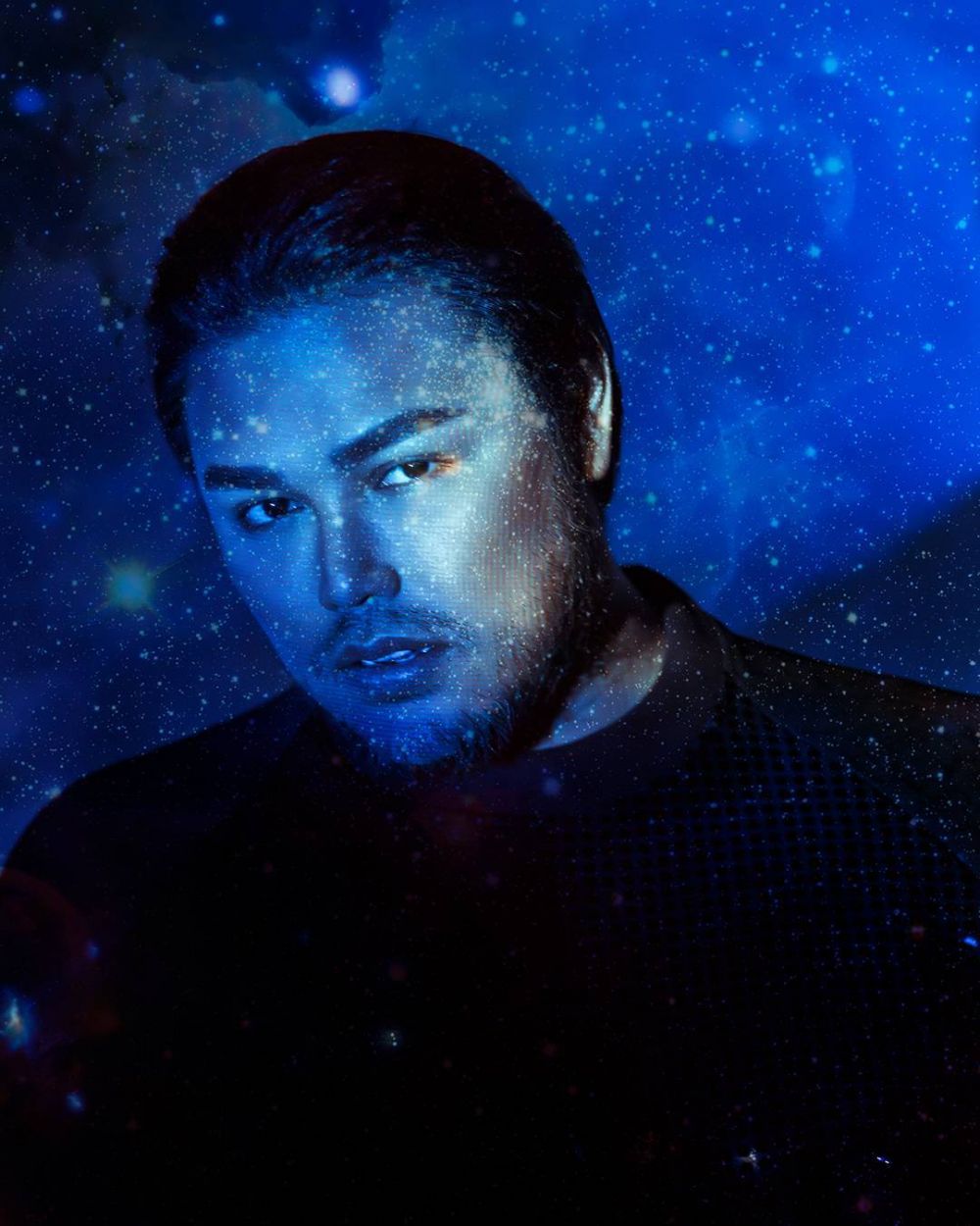 Langganan artis, ini 10 karya foto Rio Motret bertema luar angkasa