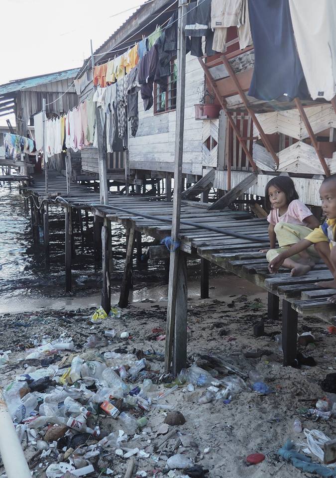 17 Potret limbah sampah di Borneo ini bakal bikin kamu ikut prihatin