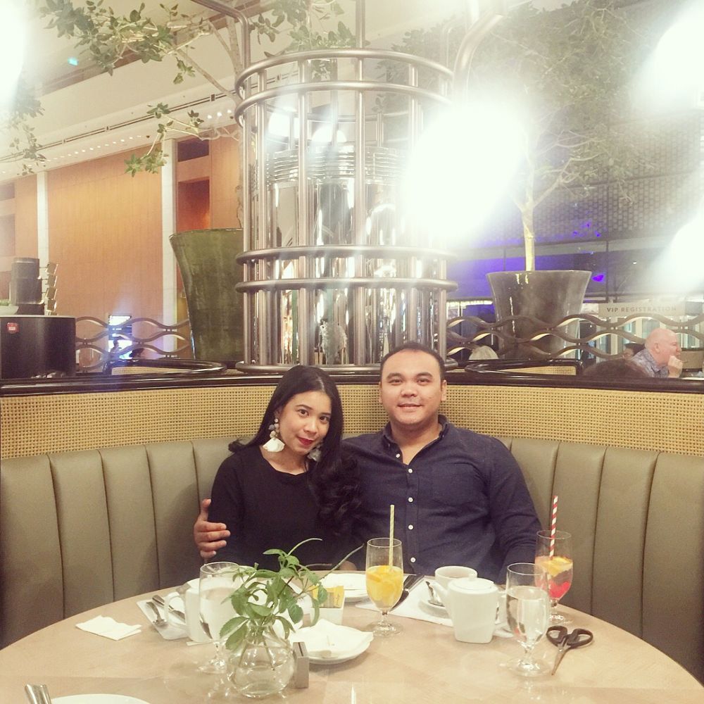 10 Momen mesra anak Mat Solar & istrinya dari pacaran sampai menikah