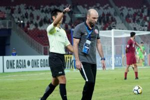 Aksinya kontroversial, ini momen pelatih Qatar U-19 'diusir' wasit