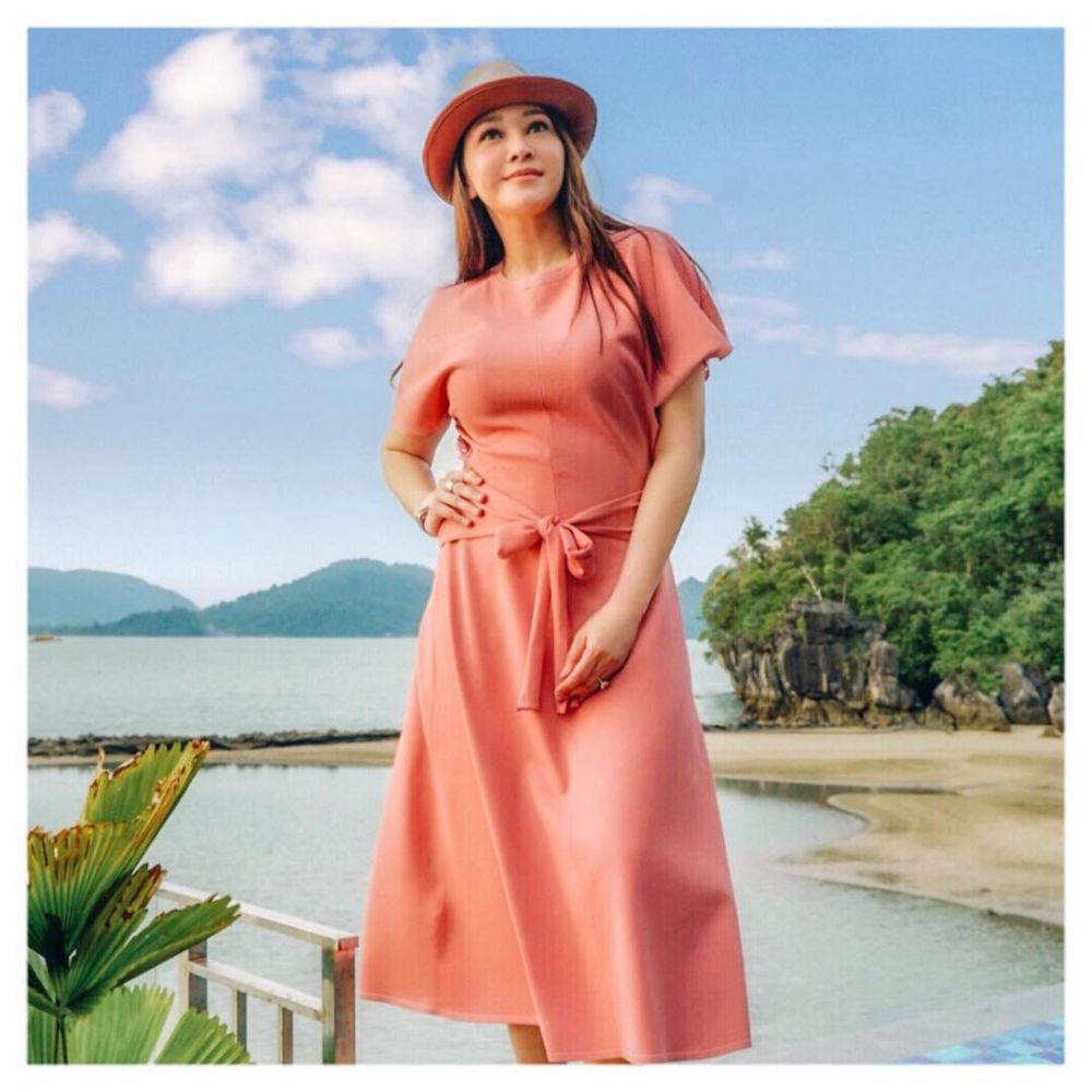 Usai bercerai, karier 5 seleb cantik ini makin melejit