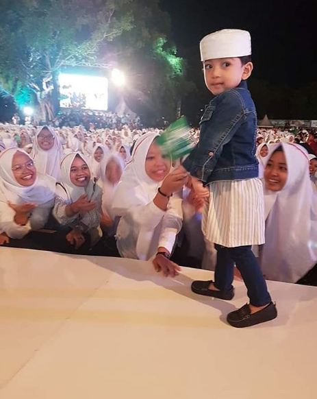 10 Gaya fashion Jan Ethes ini bukti sudah modis sejak kecil