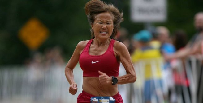 8 Potret Jeannie Rice, pemecah rekor maraton di usia 70 tahun