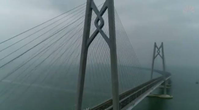 Ini jembatan terpanjang di dunia, panjangnya 55 km mirip Jakarta-Bogor