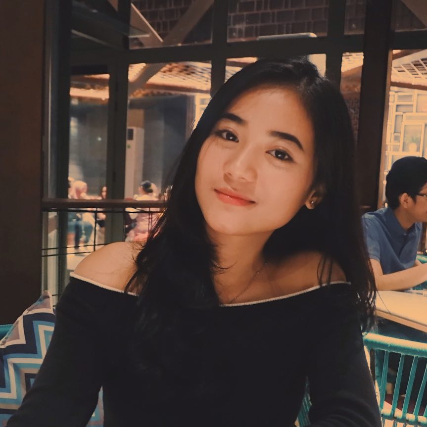 12 Pesona Sri Wahyuni, pacar kapten Timnas U-19 yang cantik abis