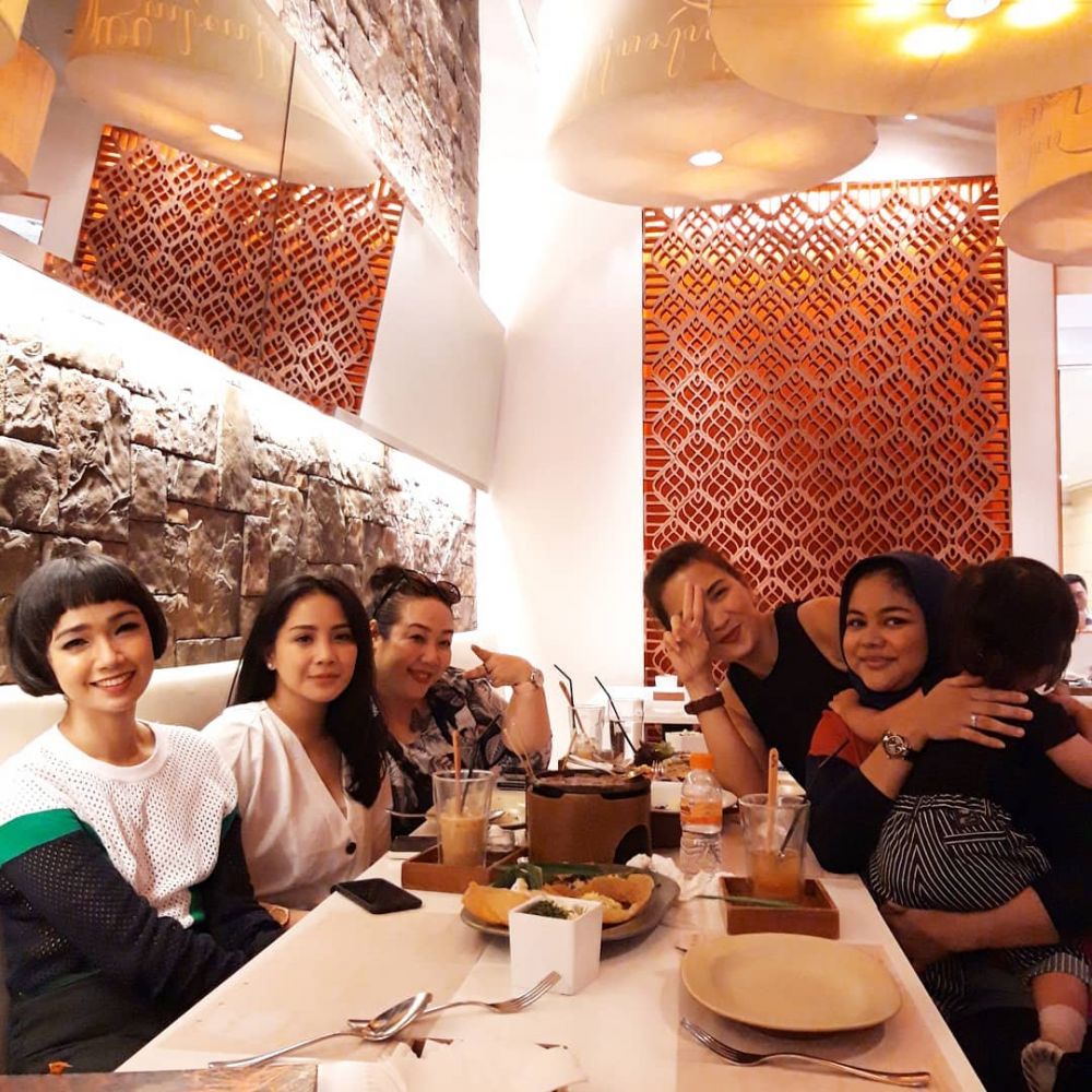 15 Tahun berlalu, ini serunya 8 momen reuni pemain Di Sini Ada Setan