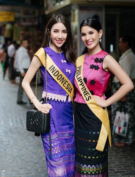 15 Gaya Nadia Purwoko berbusana motif etnik, cantik khas Indonesia
