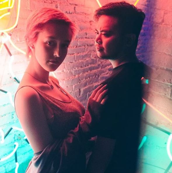 10 Foto mesra Reza SM*SH & model berdarah Jerman, lengket bak prangko