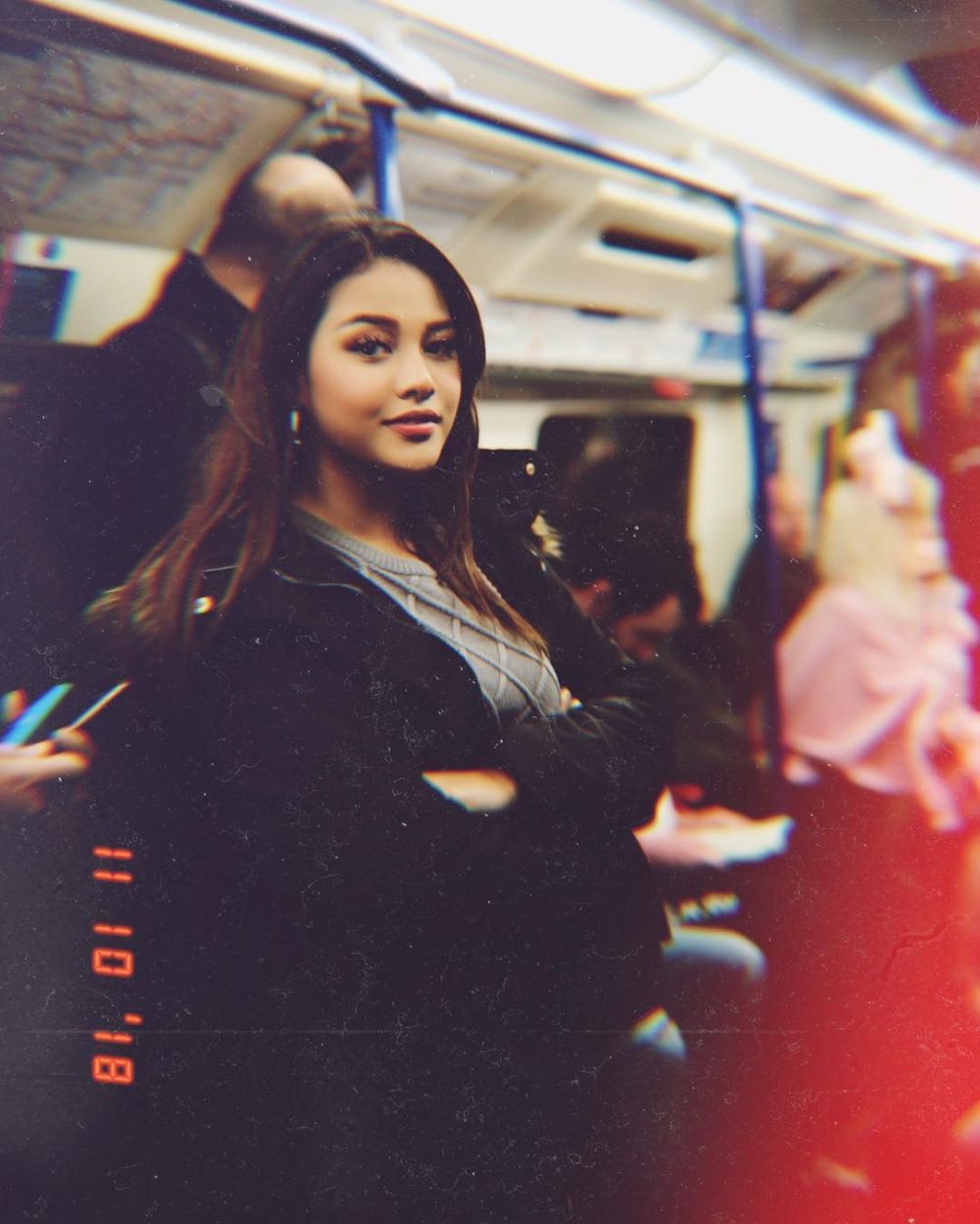 Kerap tampil seksi, intip 10 gaya Aurel Hermansyah berbusana tertutup