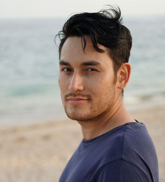 Pengalaman unik 6 seleb syuting di pedalaman, ada yang antre mandi