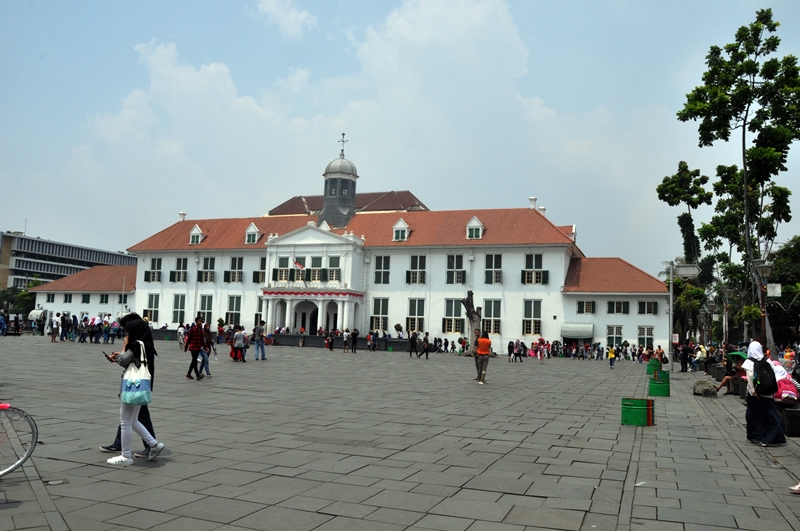 4 Tips murah meriah bisa keliling Jakarta seharian sampai puas