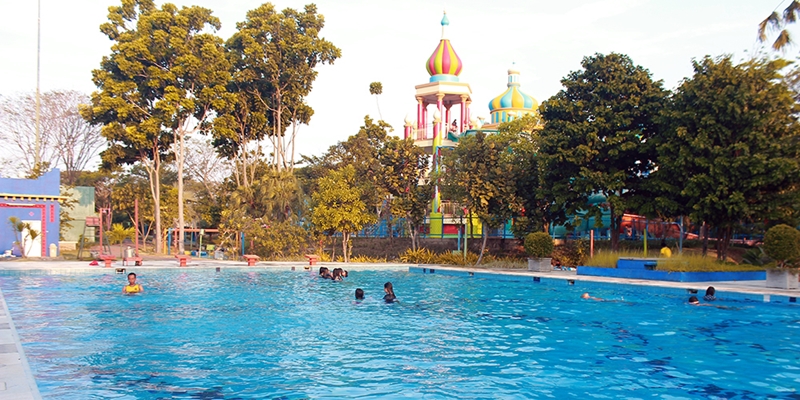 7 Wahana di waterpark ini bakal memberikan suasana ceria bermain air