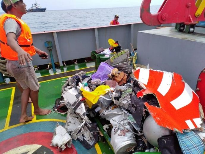 Ini dugaan Basarnas penyebab Lion Air JT 610 hancur & korban tak utuh