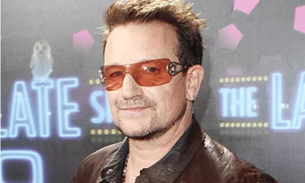 8 Seleb ini miliki pengalaman selamat dari kecelakaan pesawat