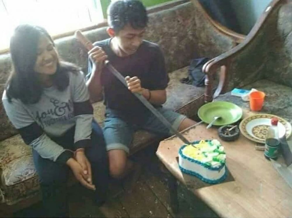 Cara pakai 10 benda tak sesuai fungsi ini absurdnya bikin tepuk jidat