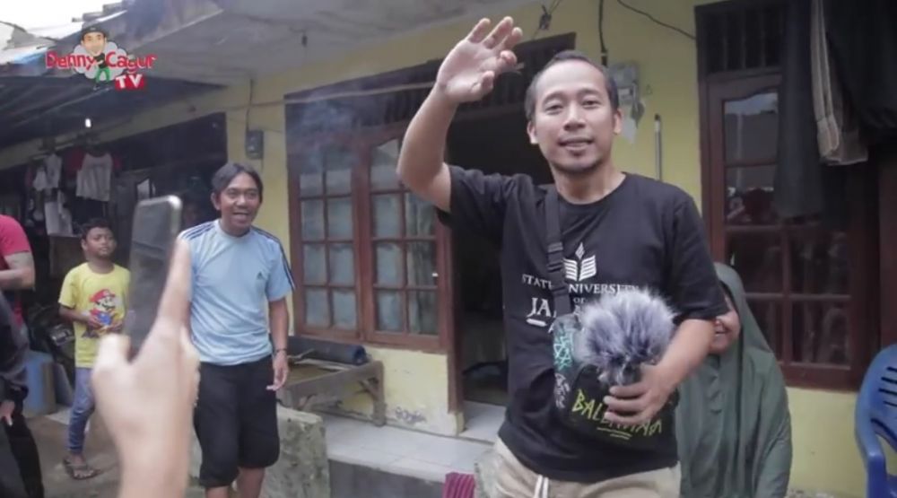 10 Penampakan kontrakan Denny Cagur sebelum sukses di dunia hiburan