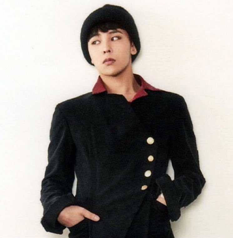 10 Transformasi idol K-Pop G Dragon, dari imut hingga ganteng