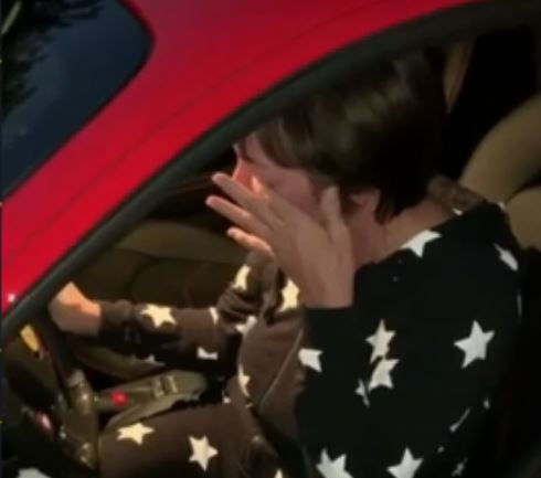 Ultah ke-63, Kris Jenner dapat hadiah mobil sport seharga Rp 3,8 M 