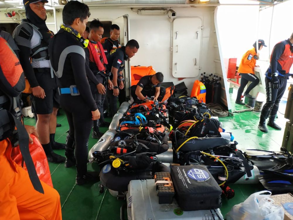 Evakuasi Lion Air JT 610, begini 5 perjuangan tim SAR yang bikin salut