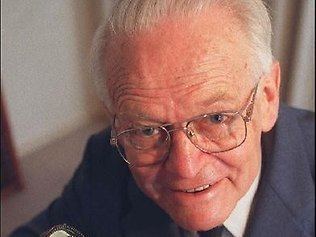 9 Fakta pencipta black box, tercetus dari kecelakaan pesawat ayahnya