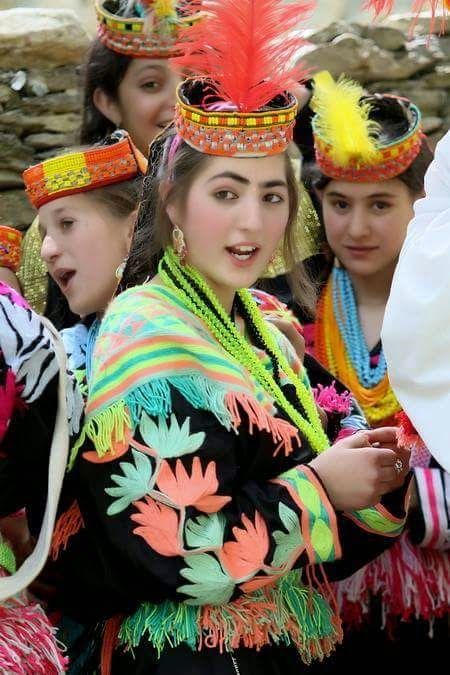 Rahasia cantik suku Hunza awet muda tanpa makeup