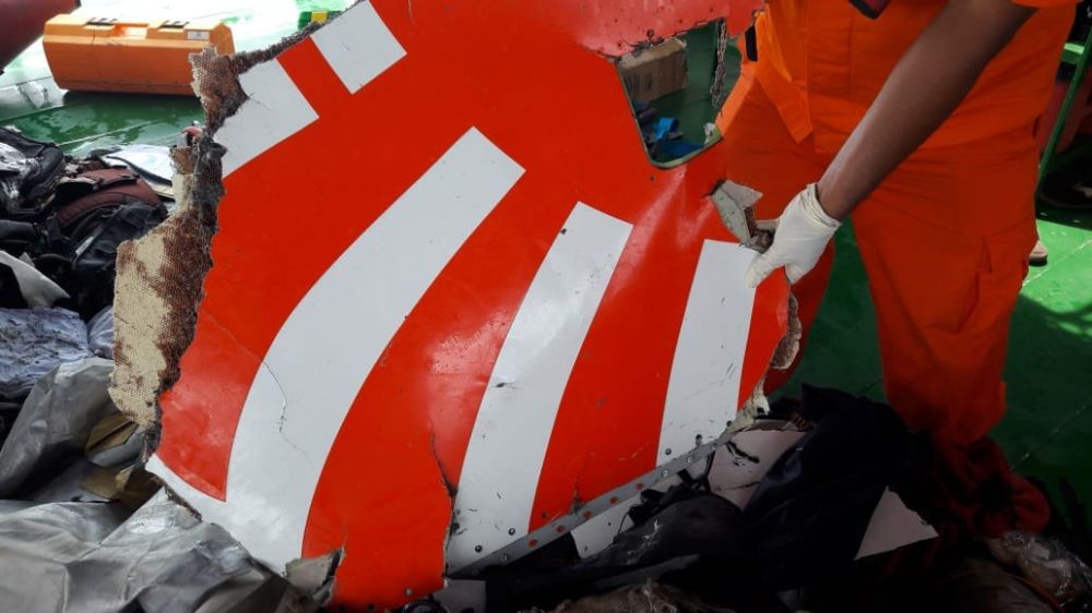 8 Bagian pesawat Lion Air JT 610 yang berhasil ditemukan