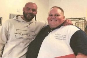 Pria ini dapat larangan masuk restoran, alasannya bikin salut