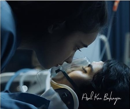 Aliando Syarif & Aurora main film bareng, ini 11 momen mesranya