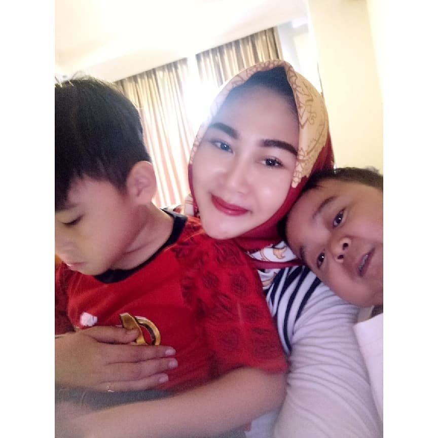 Daus Mini segera menikah, ini 14 potret bersama calon istri