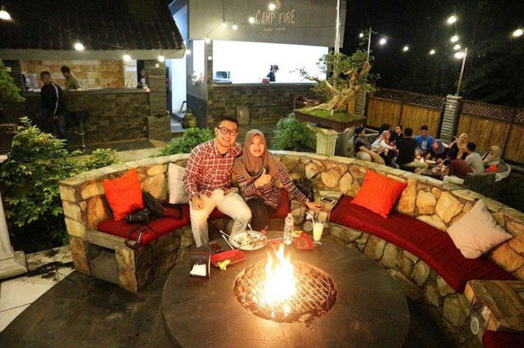 40 Restoran dan kafe di Malang paling hits dan kekinian