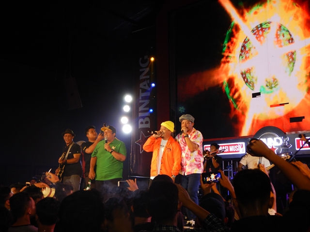 Kolaborasi Shaggydog & Social Hitam Putih, musik tak miliki gap