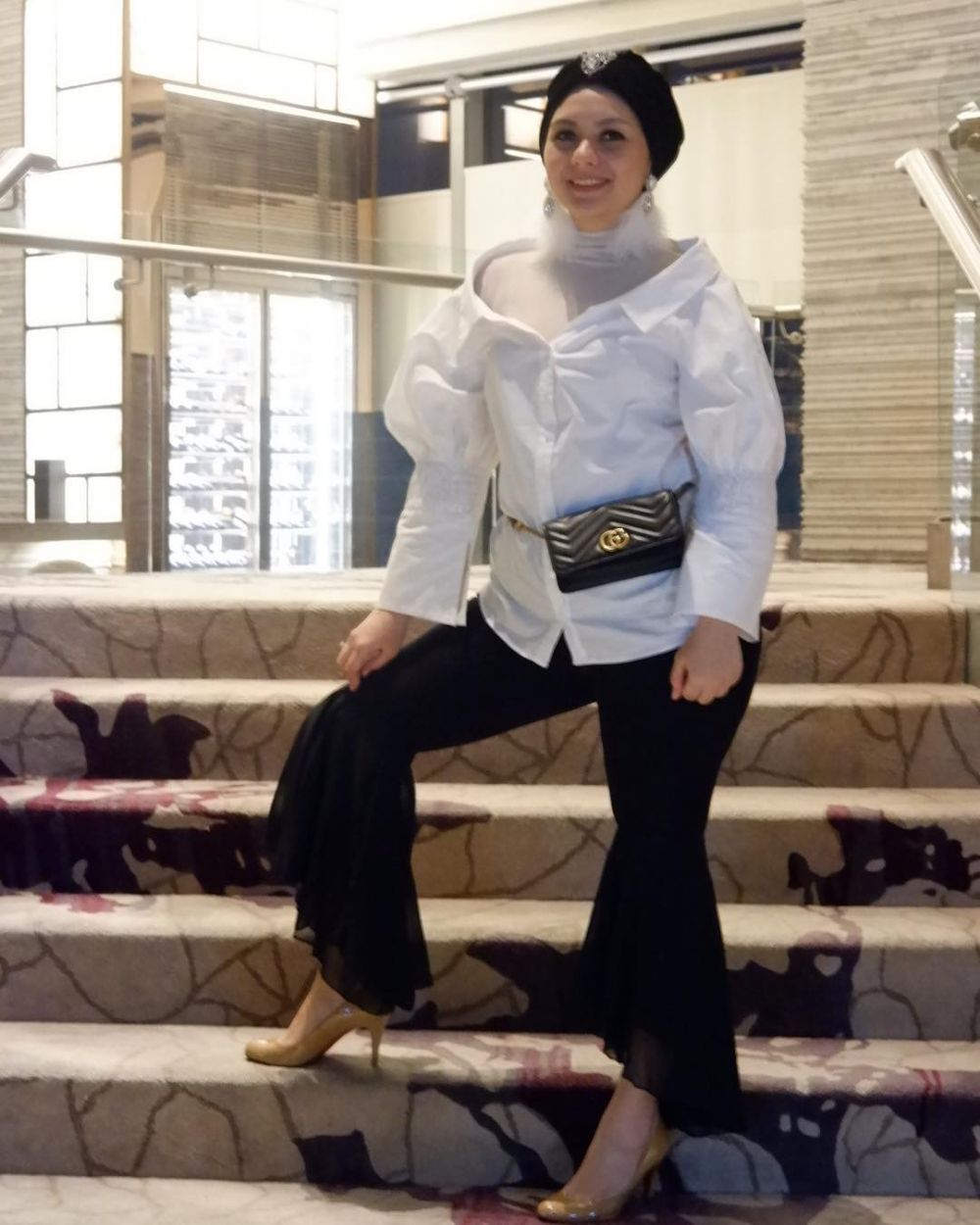 10 Inspirasi turban ala Viona Rosalina, istri Eko Patrio yang memesona