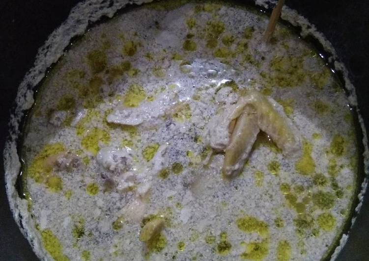 resep opor ayam © 2018 brilio.net resep opor ayam © 2018 brilio.net