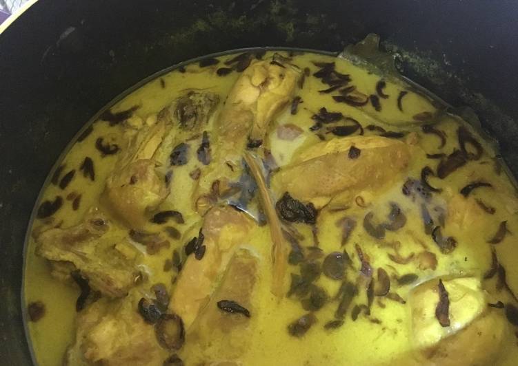 resep opor ayam © 2018 brilio.net resep opor ayam © 2018 brilio.net