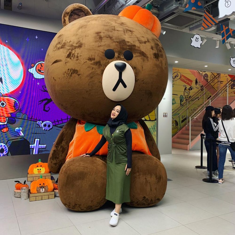 10 Transformasi Barbara Putri, mantan manajer Awkarin kini berhijab