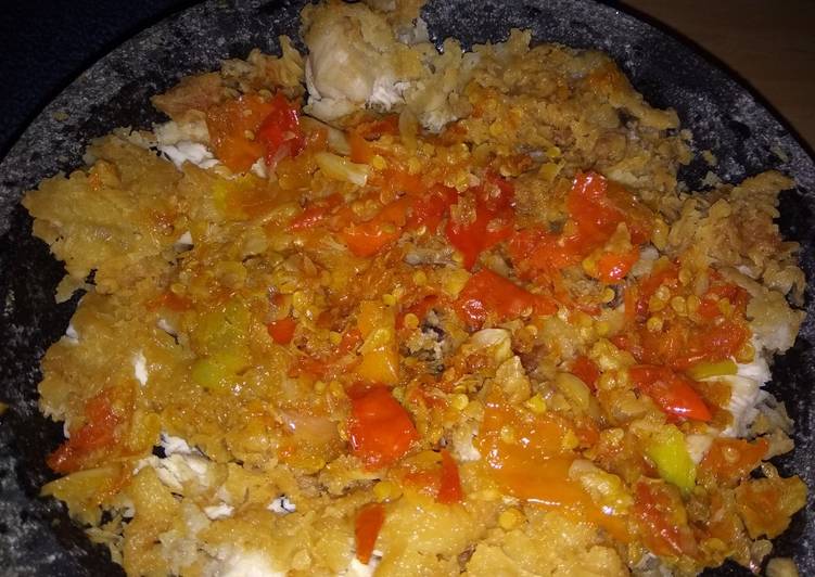 35 Resep ayam geprek yang sederhana tapi cita rasa istimewa