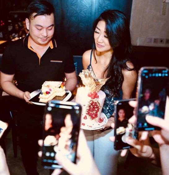 15 Momen ulang tahun member Girl Squad Theresa Wienathan, pecah