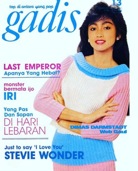 25 Potret Desy Ratnasari jadi cover majalah jadul, epik banget