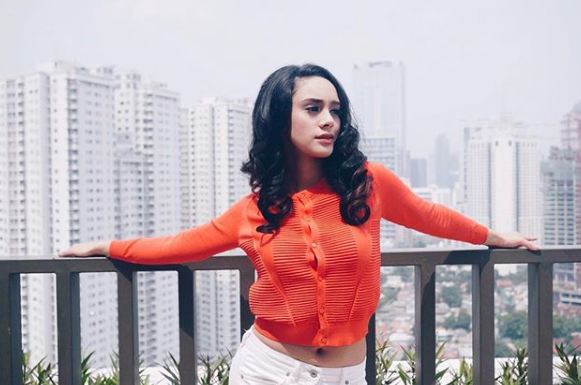 10 Pesona Brianna Simorangkir, pelantun lagu Sunset di Tanah Anarki