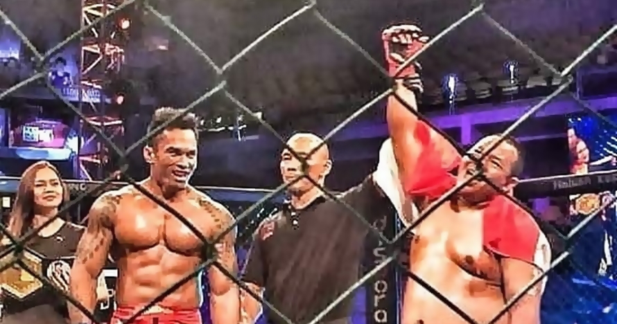Petarung tambun asal Indonesia ini jadi juara heavyweight MMA