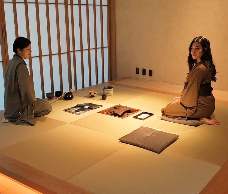 13 Potret baby moon Raisa & Hamish Daud, seru dan romantis