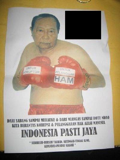 40 Foto caleg di spanduk kampanye ini kocaknya antimainstream