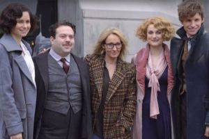 10 Potret di balik layar Fantastic Beasts 2, gunakan seribu kostum