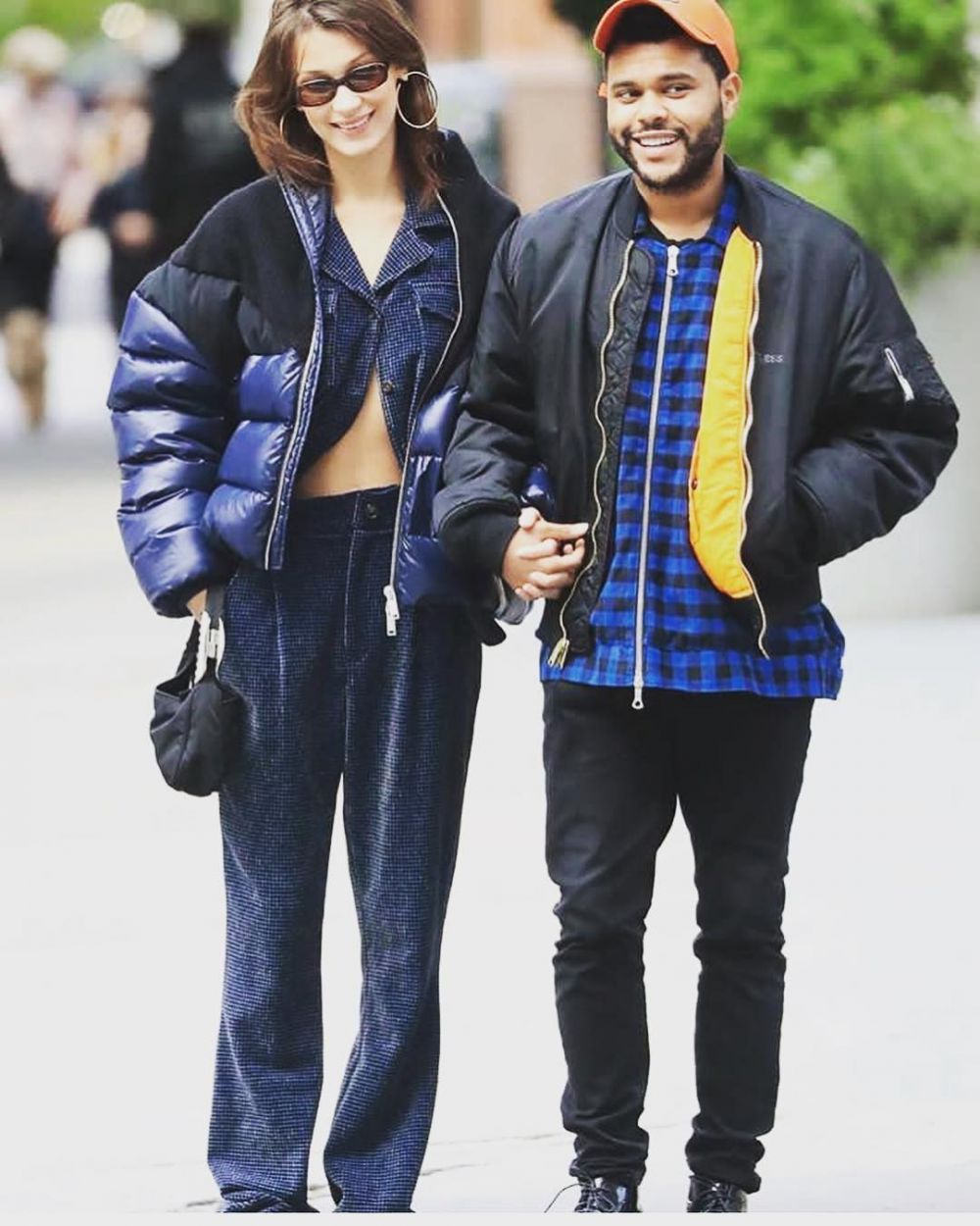 15 Potret mesra Bella Hadid & The Weeknd, pasangan putus sambung