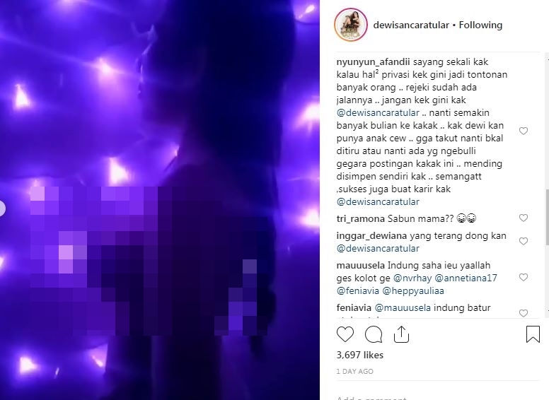 5 Postingan Dewi Sanca yang kontroversi, kontennya vulgar
