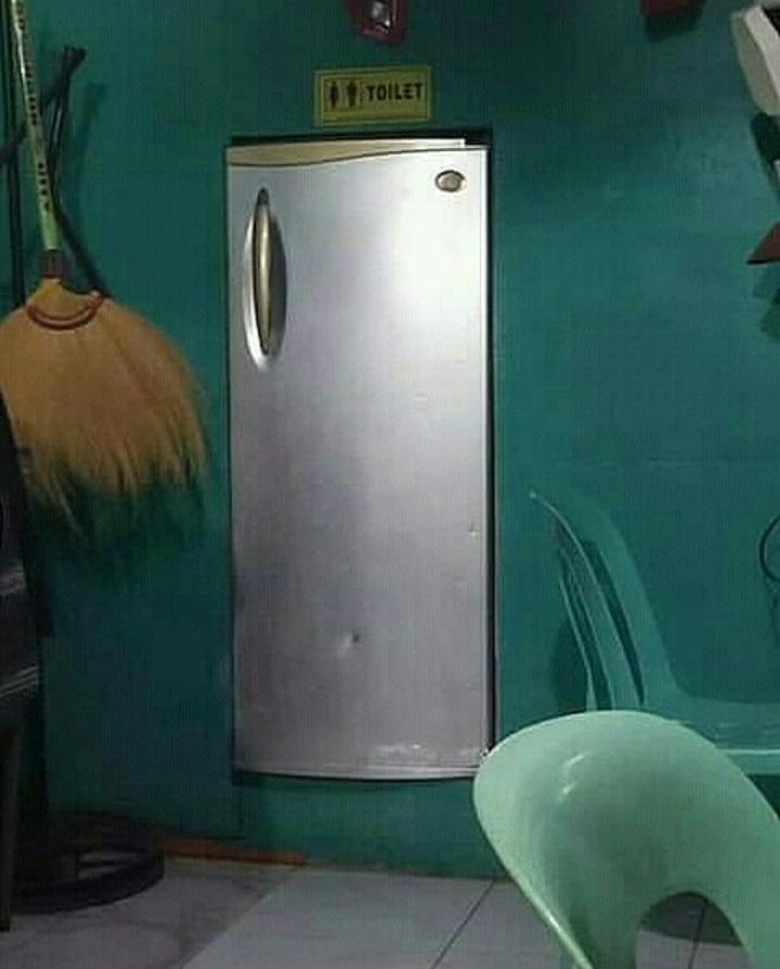 9 Penampakan kulkas ini kocaknya bikin geleng-geleng kepala